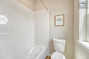 13 4176 Orchid St Colorado-large-025-020-Primary Bath-1500x1000-72dpi