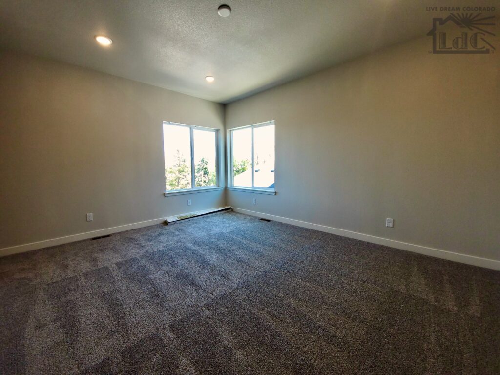 165 Terrace Drive 165 Terrace Drive