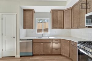 10 155 Terrace Dr Colorado-large-012-007-Kitchen-1498x1000-72dpi