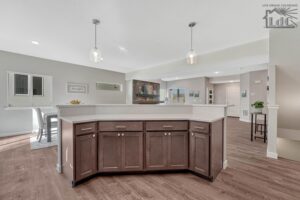 145 Terrace Dr Colorado-large-019a-002-Kitchen-1497x1000-72dpi