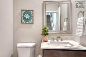 145 Terrace Dr Colorado-large-020-022-Powder Room-1500x1000-72dpi