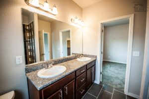 17 Scott-21 17 Scott-21